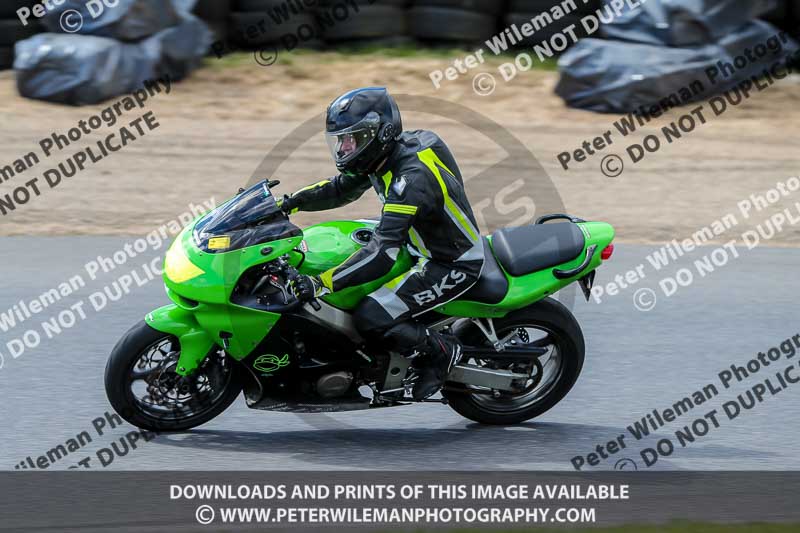 enduro digital images;event digital images;eventdigitalimages;lydden hill;lydden no limits trackday;lydden photographs;lydden trackday photographs;no limits trackdays;peter wileman photography;racing digital images;trackday digital images;trackday photos